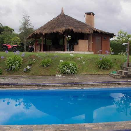 Pousada Marco Polo Campos do Jordão Εξωτερικό φωτογραφία